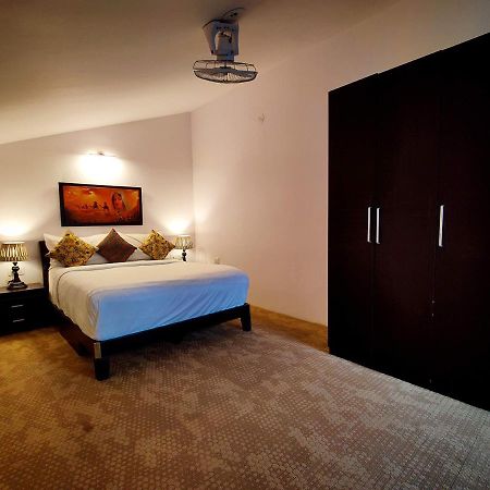 Hotel Wtf My House Baga Exterior foto