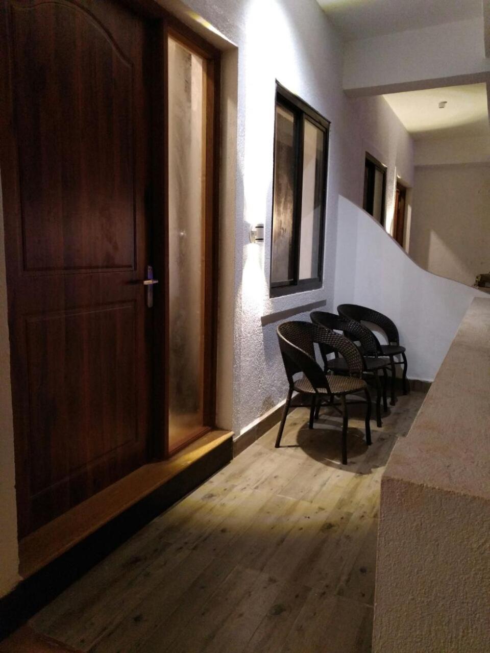 Hotel Wtf My House Baga Exterior foto