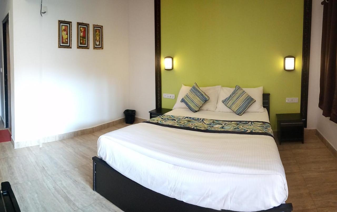 Hotel Wtf My House Baga Exterior foto